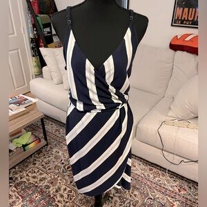 41 Hawthorn Annora Faux Wrap Knit Dress Size L